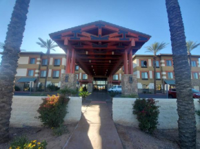 Отель Legacy Inn & Suites  Меса